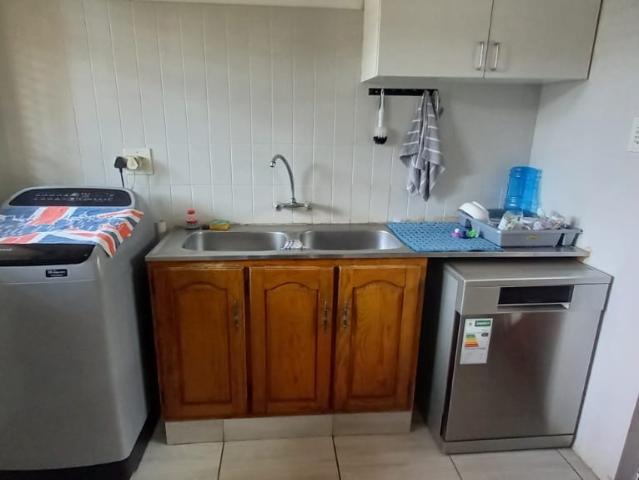 5 Bedroom House For Sale in Brackenhurst