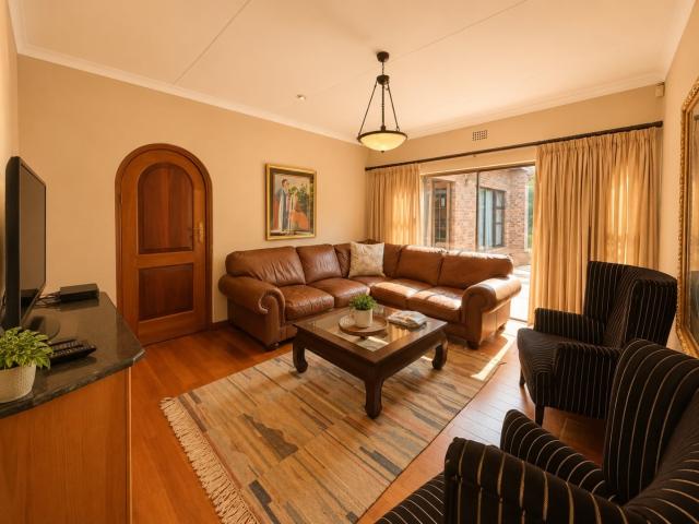5 Bedroom House For Sale in Brackenhurst