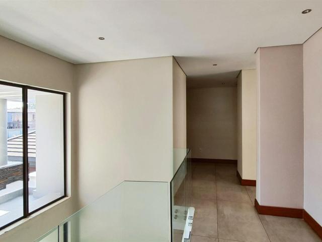 5 Bedroom House For Sale in Brakpan Central