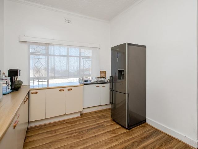 5 Bedroom House For Sale in Brixton