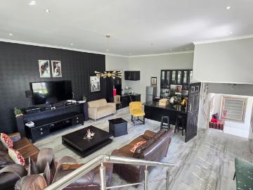 5 Bedroom House For Sale in Gonubie