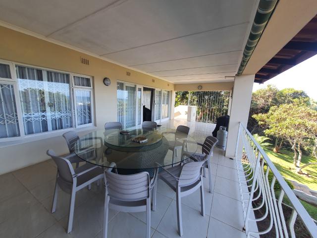 5 Bedroom House For Sale in Glenmore
