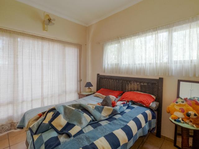 5 Bedroom House For Sale in Doon Heights