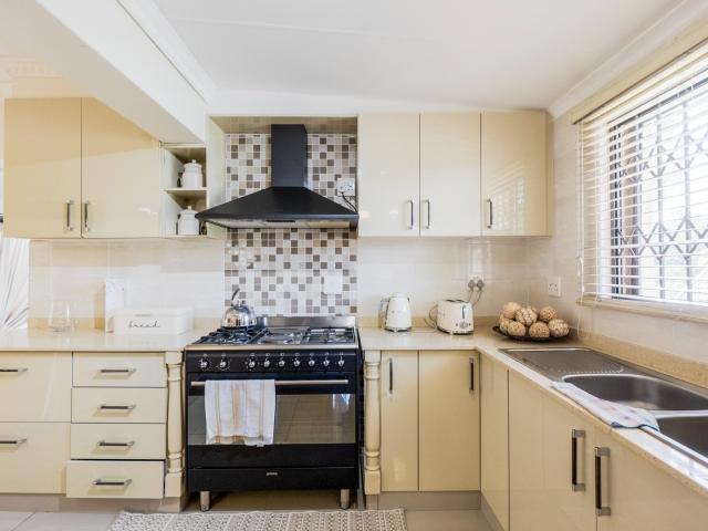 5 Bedroom House For Sale in Doon Heights