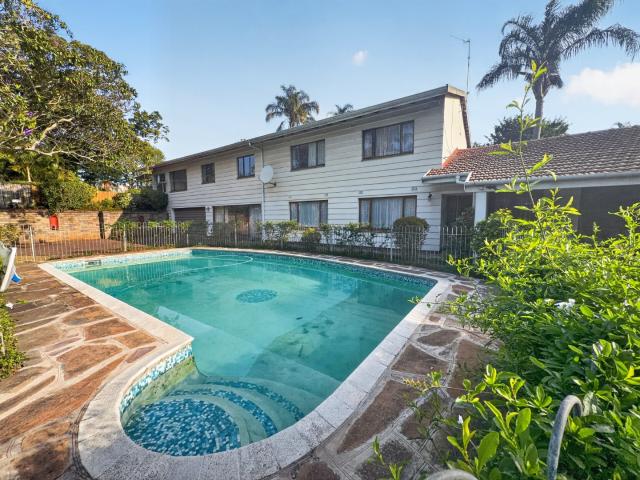5 Bedroom House For Sale in Dawncliffe
