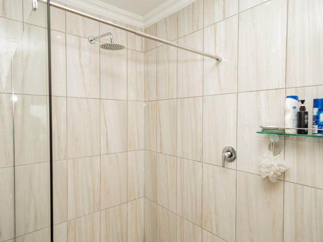 5 Bedroom House For Sale in Da Gama Bay