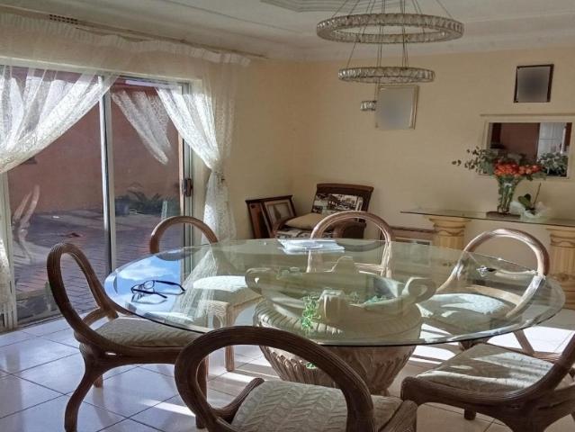 5 Bedroom House For Sale in Diepkloof
