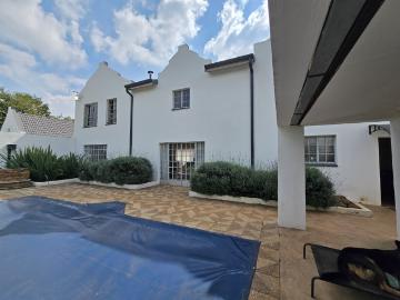 5 Bedroom House For Sale in Drumblade AH