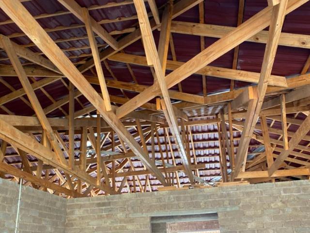 5 Bedroom House For Sale in Dzanani