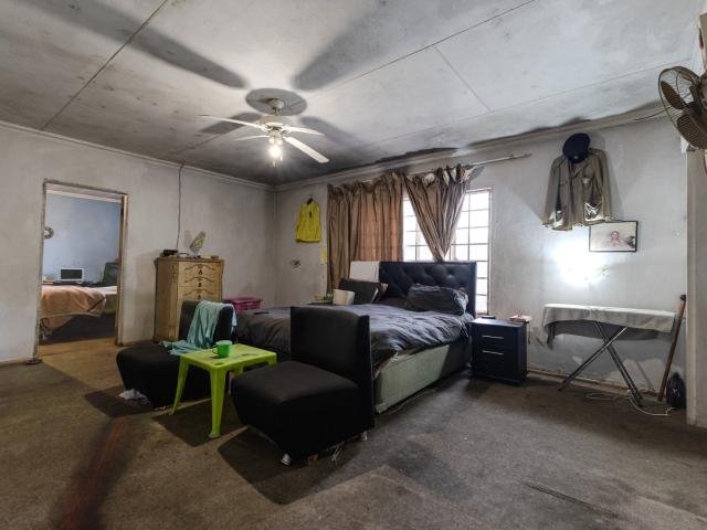 5 Bedroom House For Sale in Elarduspark