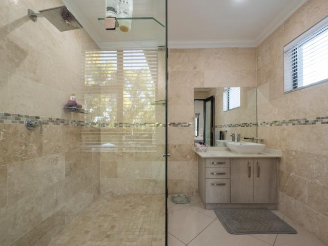 5 Bedroom House For Sale in Eye Of Africa Estate