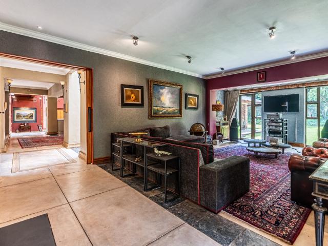5 Bedroom House For Sale in Fourways