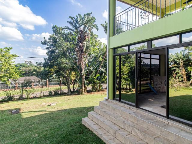 5 Bedroom House For Sale in Forest Hills