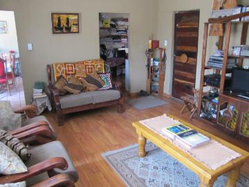 5 Bedroom House For Sale in Flora Gardens