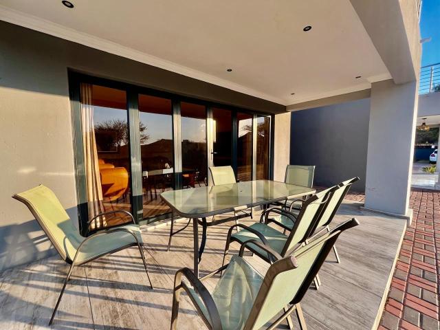 5 Bedroom House For Sale in Koro Creek Golf Estate