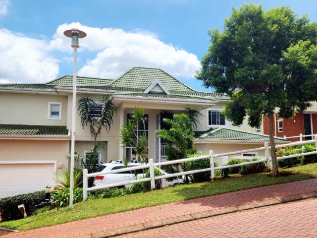 5 Bedroom House For Sale in Kindlewood Estate