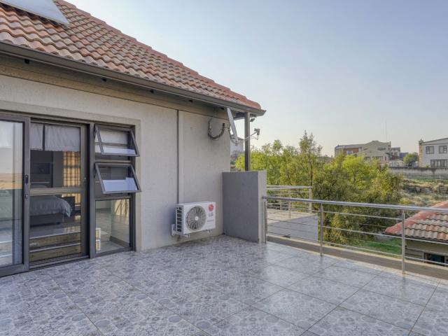 5 Bedroom House For Sale in Kungwini Country Estate