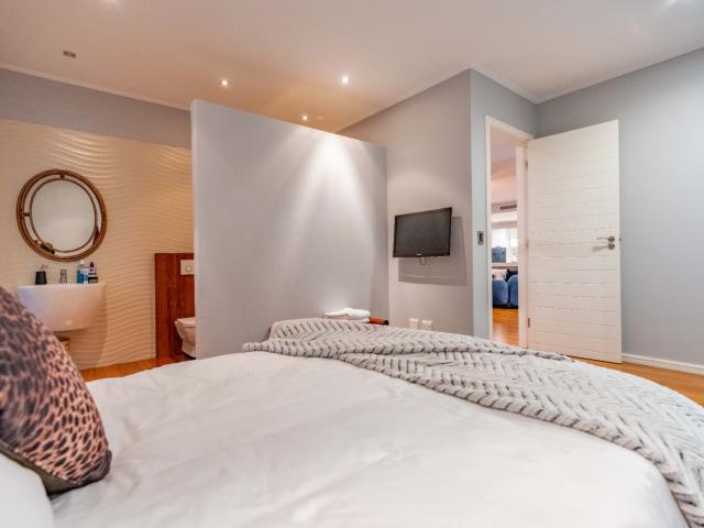 5 Bedroom House For Sale in Hawaan Forest Estate