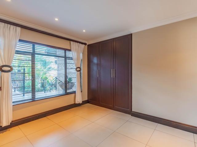 5 Bedroom House For Sale in Herrwood Park