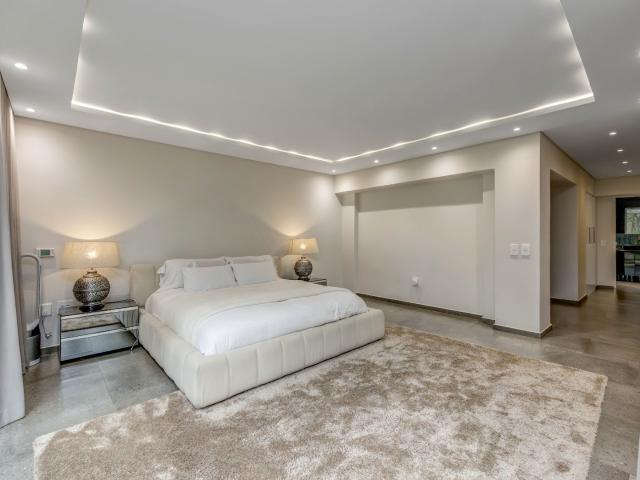 5 Bedroom House For Sale in Inanda