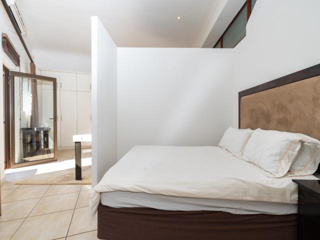 5 Bedroom House For Sale in La Lucia