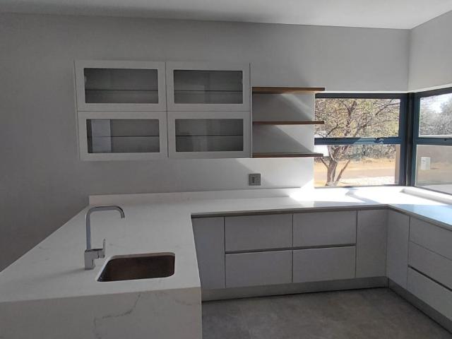 5 Bedroom House For Sale in Leloko Lifestyle & Eco Estate