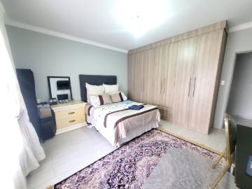 5 Bedroom House For Sale in Lenasia South
