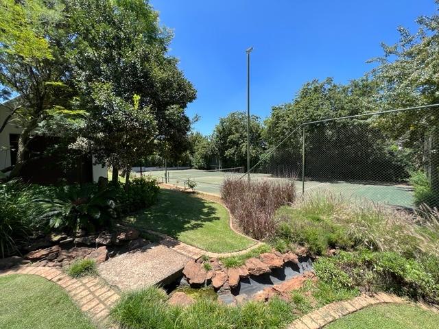 5 Bedroom House For Sale in Mooikloof Equestrian Estate
