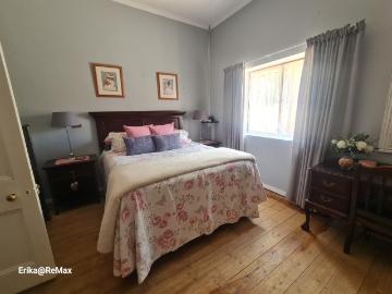 5 Bedroom House For Sale in Moorreesburg