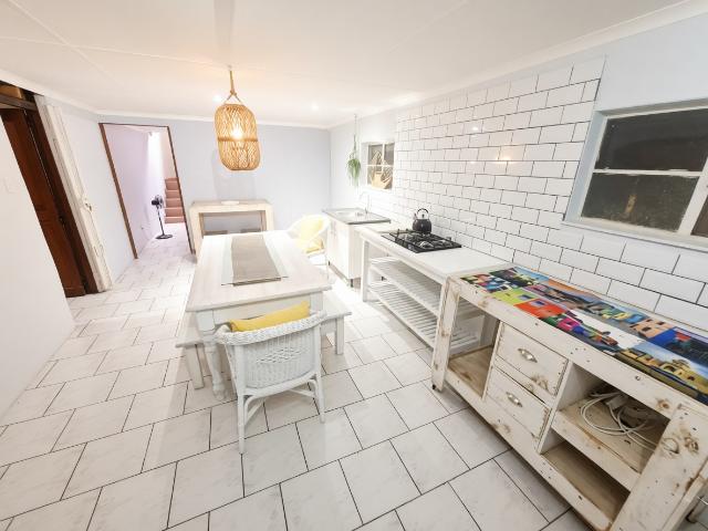 5 Bedroom House For Sale in Marina Beach
