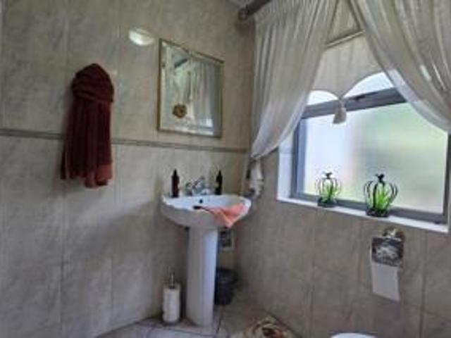 5 Bedroom House For Sale in Meyersdal Eco Estate
