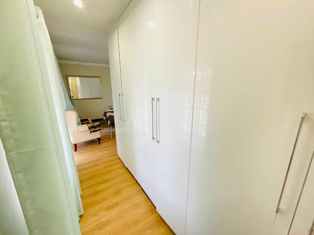 5 Bedroom House For Sale in Meyerspark