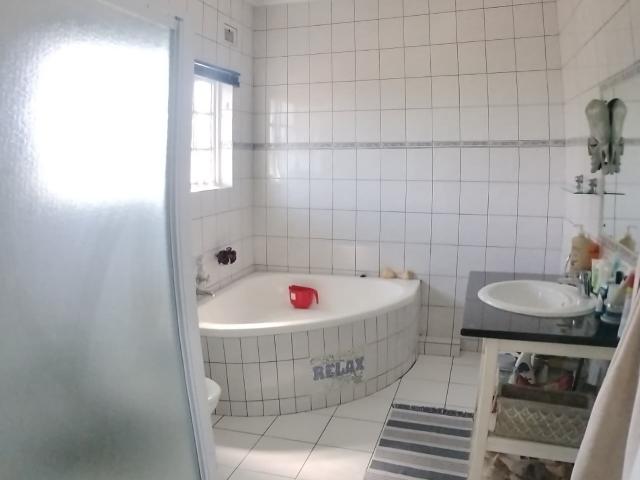 5 Bedroom House For Sale in Meer En See