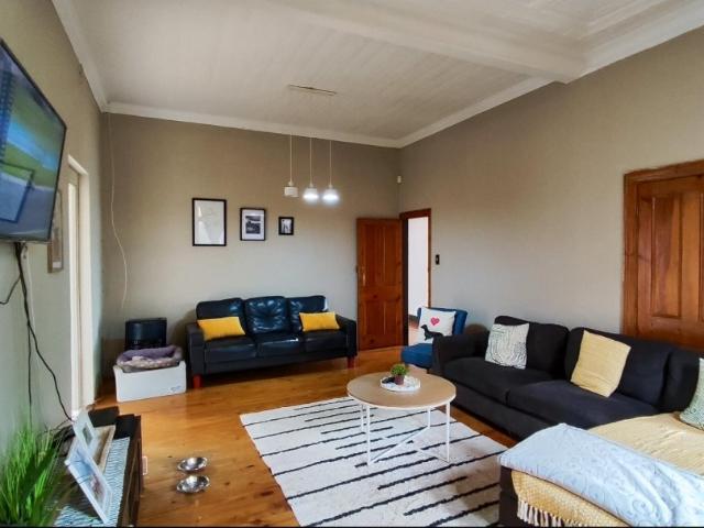 5 Bedroom House For Sale in Melville