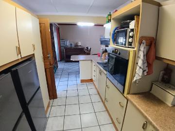5 Bedroom House For Sale in Mgwalana