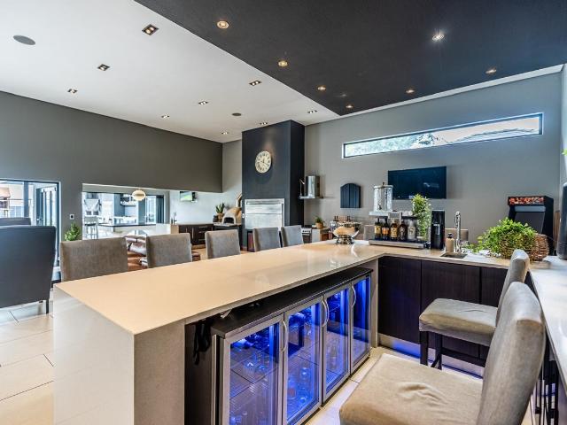 5 Bedroom House For Sale in Midstream Estate
