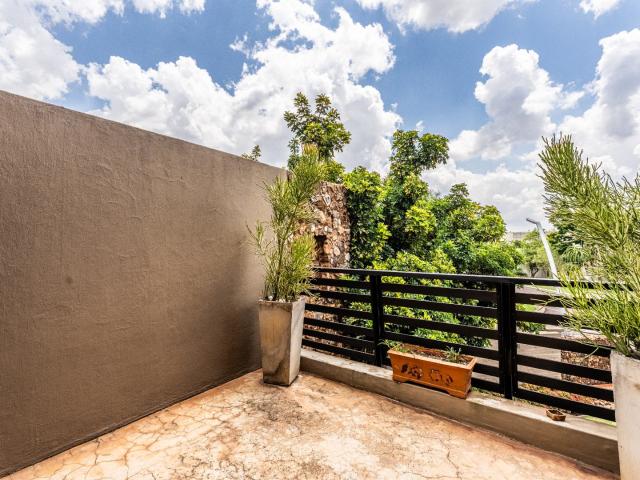 5 Bedroom House For Sale in Midstream Estate