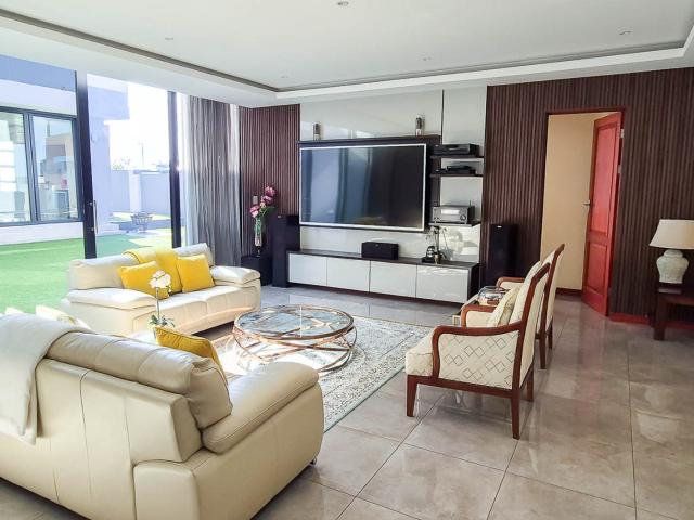 5 Bedroom House For Sale in Midstream Ridge Estate