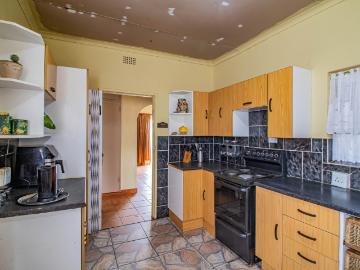 5 Bedroom House For Sale in Mindalore