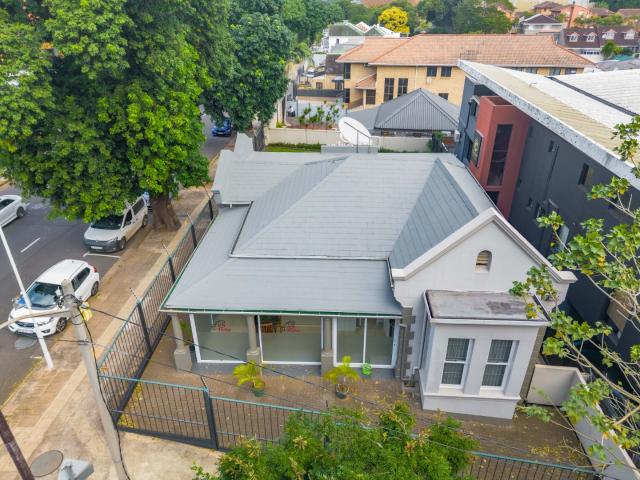 5 Bedroom House For Sale in Musgrave
