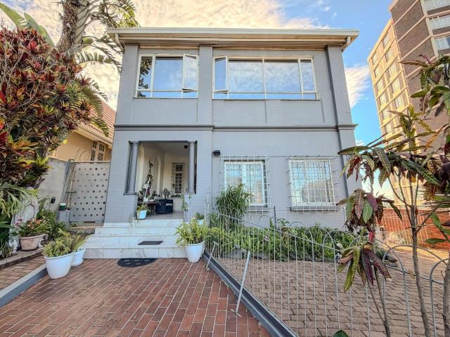 5 Bedroom House For Sale in Musgrave