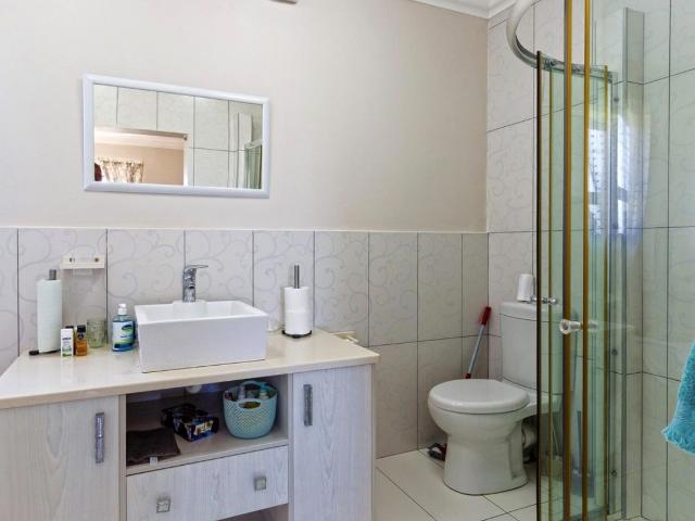 5 Bedroom House For Sale in Myburgh Park