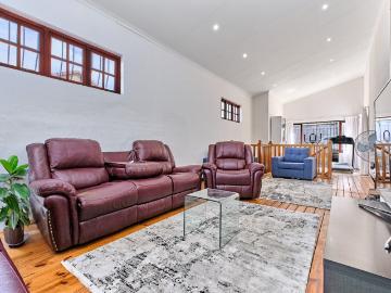 5 Bedroom House For Sale in Northcliff