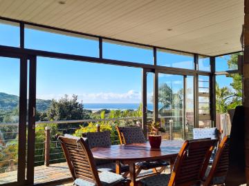 5 Bedroom House For Sale in Nahoon Beach