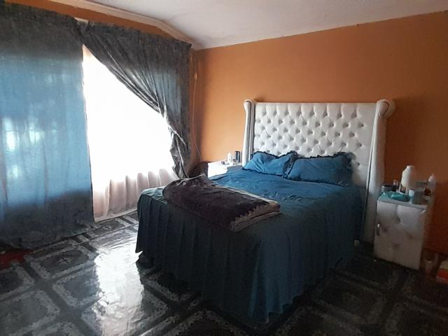 5 Bedroom House For Sale in Nirvana Ext 1