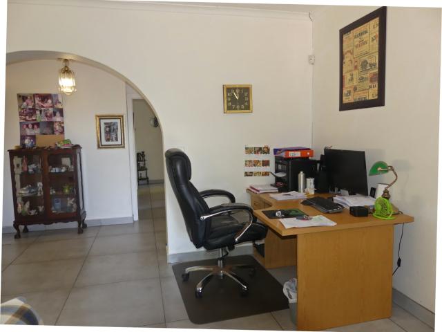 5 Bedroom House For Sale in Southbroom