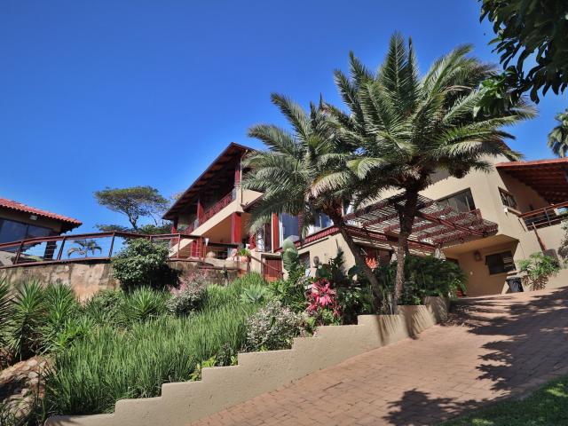 5 Bedroom House For Sale in Southbroom