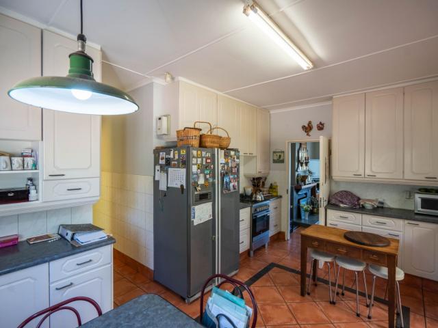 5 Bedroom House For Sale in Somerset Heights