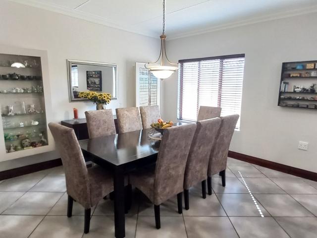 5 Bedroom House For Sale in Savannah Country Estate