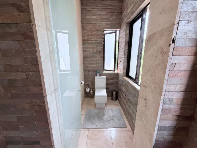 5 Bedroom House For Sale in Sable Hills